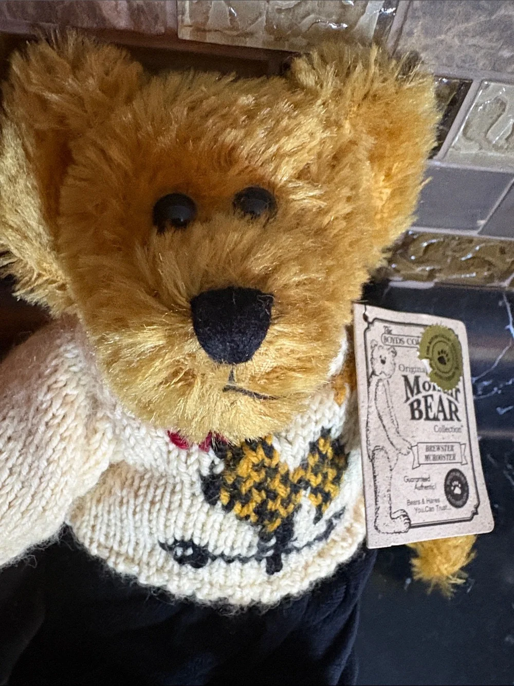 Boyd’s Brewster Mcrooster bear
